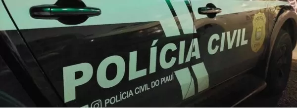 Homem é conduzido pela Rocam por suspeita de celular roubado na zona Leste de Teresina