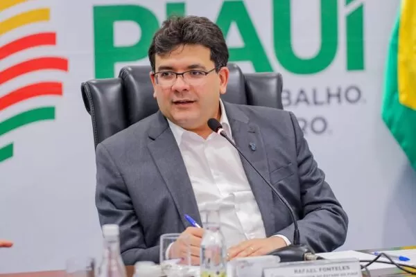 De volta ao Piauí, Rafael Fonteles garante novos projetos de energia e ensino de mandarim