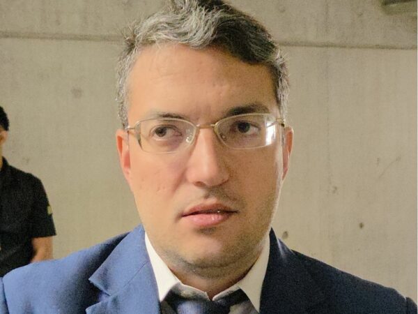 “Mais da metade dos municípios na seca e o governador vem taxar água subterrânea”, diz Aldo Gil