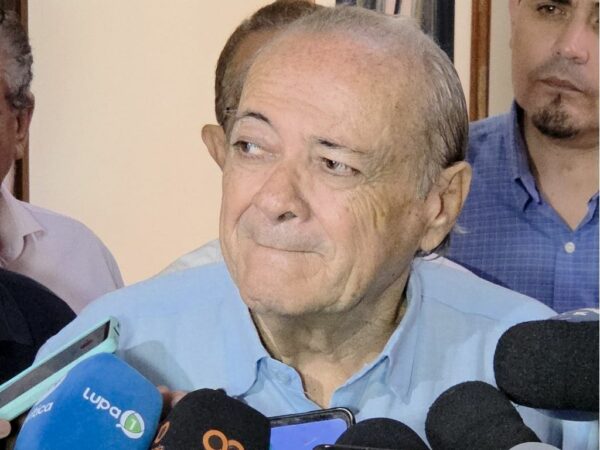 Silvio Mendes apoia CPIs, desde que não tenha “propósito político” e fala sobre a licitação do lixo