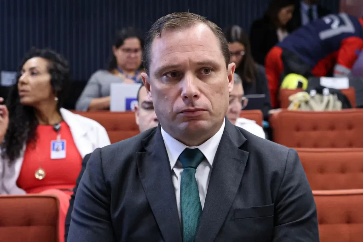 STF revoga prisão de Mauro Cid minutos após mandado ser expedido