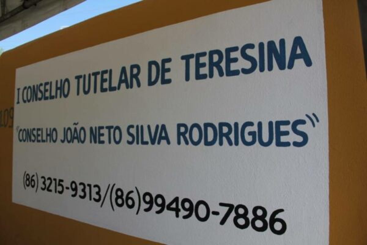 Criança é encontrada sozinha e com sinais de desnutrição em residência alugada de Teresina