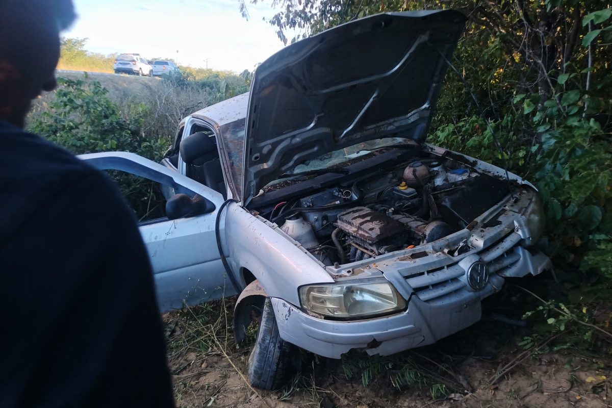 Duas pessoas ficam gravemente feridas em acidente na BR 135 em Colônia do Gurgueia