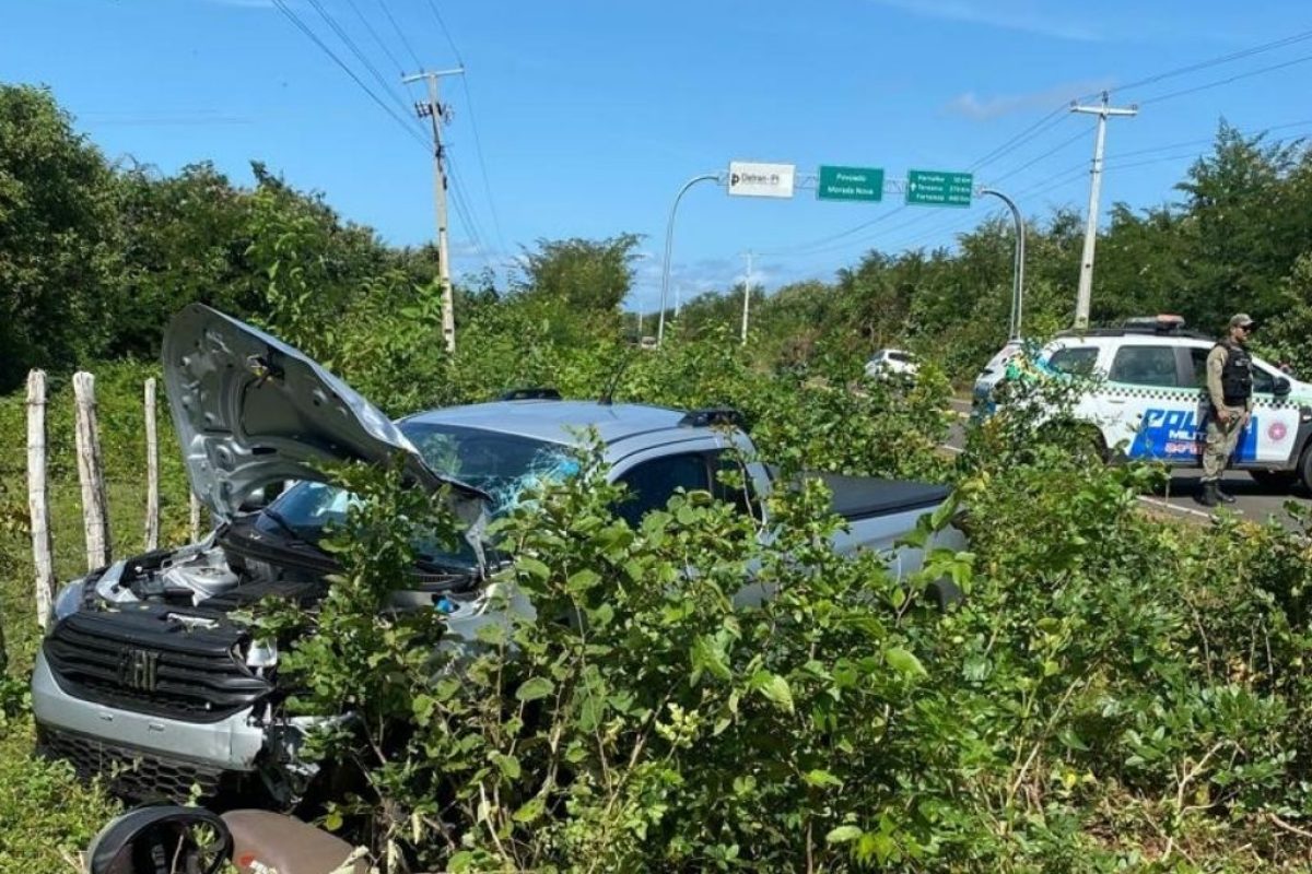 Motociclista morre durante colisão com uma picape Strada em Cajueiro da Praia
